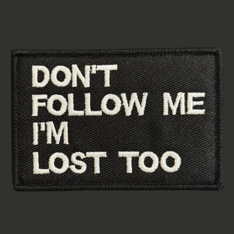 Parche bordado moral NON FOLLOW ME IM LOST TOO con velcro - imagen 4