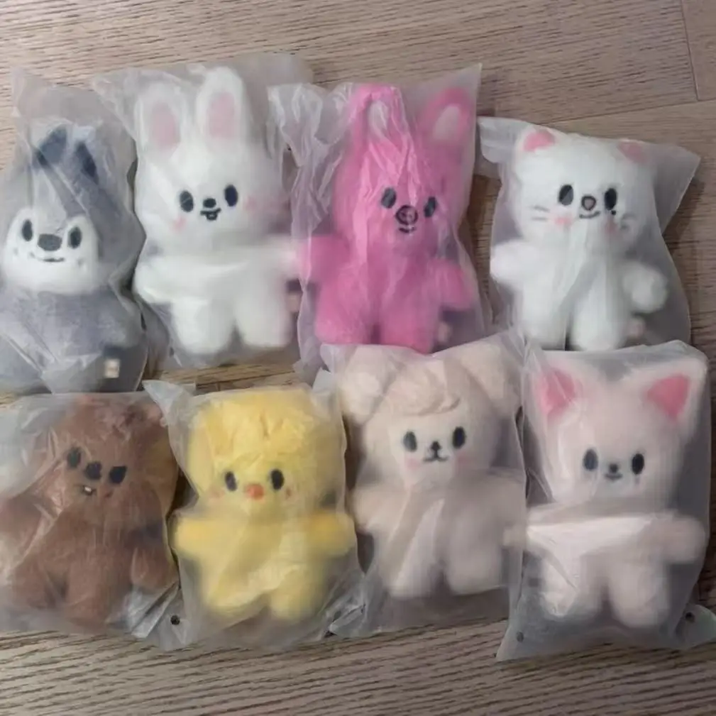 

13 см KPOP Новый SKZOO StrayKids милая стоячая серия FM полевая плюшевая кукла кулон фестиваль подарок коллекция фанатов магнитное притяжение