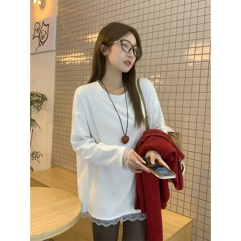 

Long-sleeved Bottoming Shirt for Women Spring New Style Lace Splicing Loose Round Neck with Chic T-shirt Top