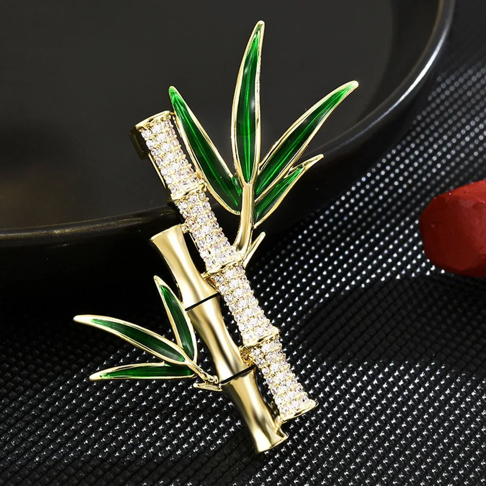 Elegant Bamboo Rhinestone Brooches Pins for Women Vintage Green Plant Crystal Enamel Badges Corsage Lady Suit Collar Accessories