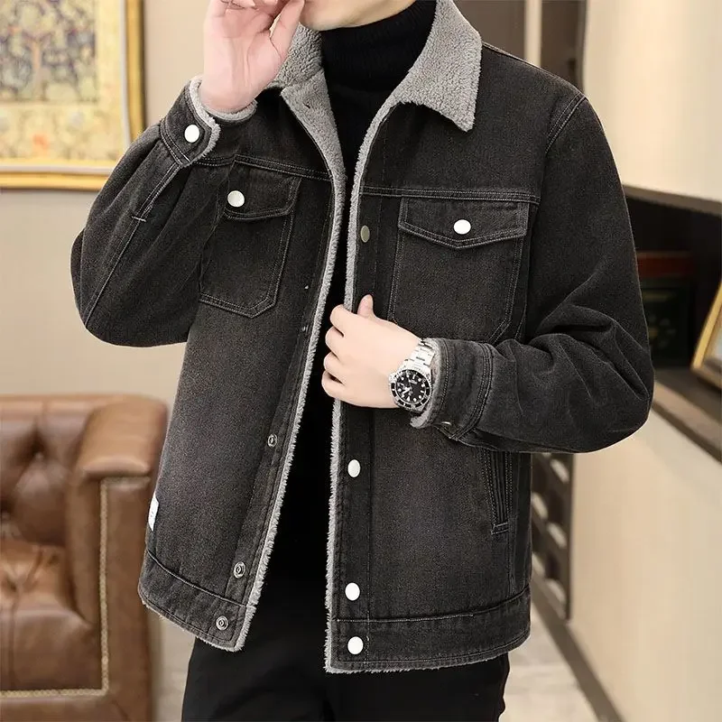 

Winter Youth Plus Velvet Thicken Lamb Wool Denim Jacket Men Fashion High-End Denim Outcoat Casual Lapel Large Size Outwear