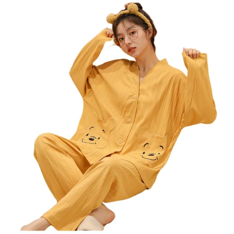 

Cute cartoon Winnie the Pooh female cardigan long-sleeved student high-value personality creative home clothes pajamas gift