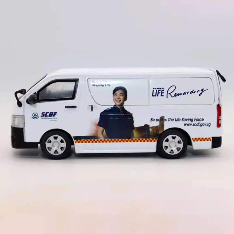 

ERA масштаб 1:64 Hiace SCDF Minibus Van без пластикового уплотнения, имитация сплава, модель автомобиля, статическая коллекция, украшенная праздничная игрушка
