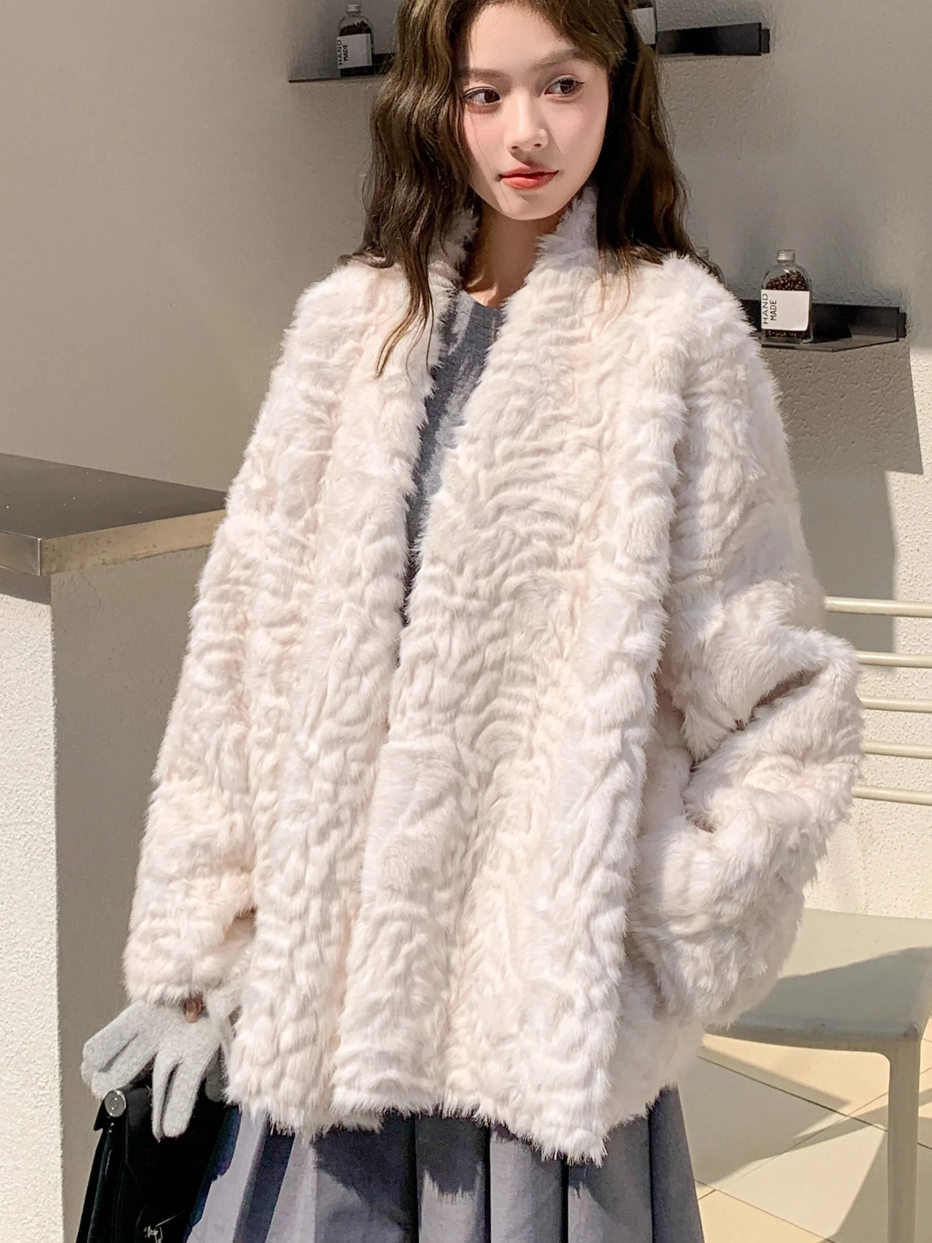 

2025 New Women's Fur Leather Inteated Coat Stand Collar Casual Sle Warmth Simulation Fur Outerwear Casual Loose Fit