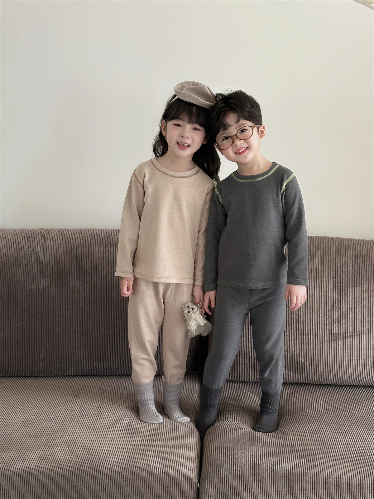 Girls Suits 2024 New Winter Childrens Wear Korean Style Girls Baby Cashmere Cashmere Warm Line Autumn Clothing Two-piece Set image 5