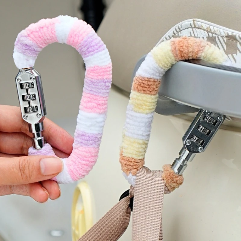 D-type Professional Climbing Carabiner D Shape Mountaineering Buckle Hooks Safety Lock Outdoor Climbing Equipment Accessory