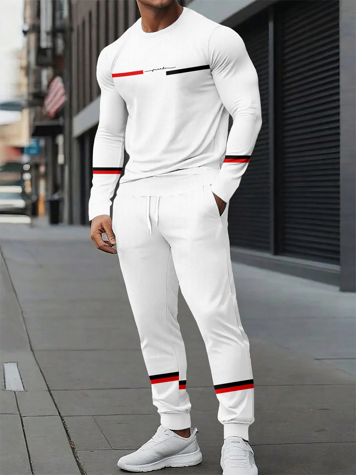 The new men's round-neck sweatshirt set for Spring and Autumn 2025 features street fashion and comfort with 3D pattern printing