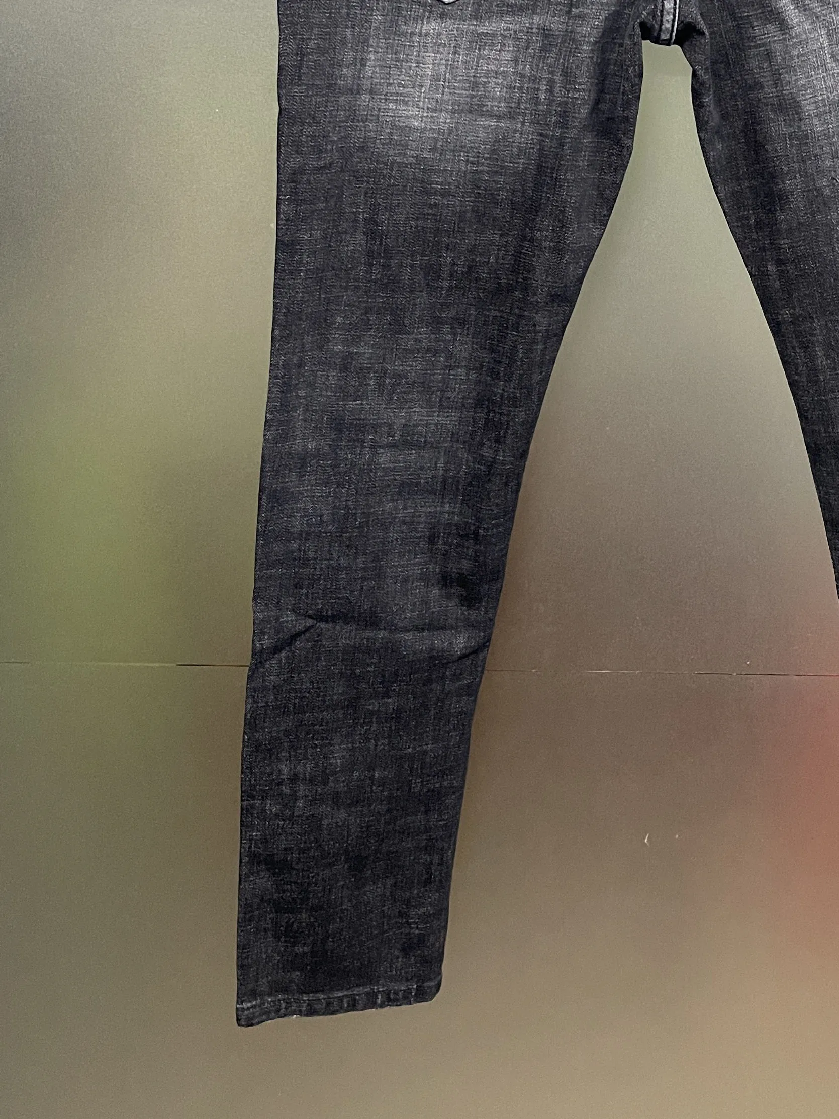 2024 Spring/Summer New D2 Jeans Men's Water Washed, Scratched, Patched, Ink Splashed, Three Dimensional Cutting, Small Feet