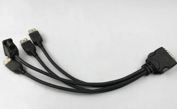 

Для HUAWEI BH640 v2 Blade Server с четырьмя узлами, интерфейсный кабель высокой плотности, адаптер HD15 USB