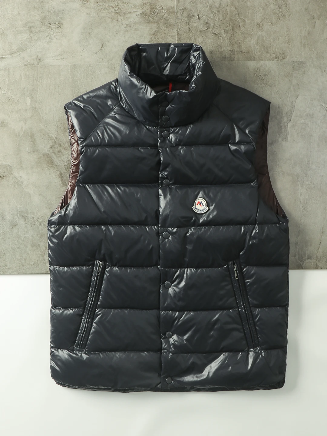 High Loft! Stain-Resistant Shiny Design! 90% Duck Down! Men's Warm & Comfortable Stand Collar Down Vest for Winter