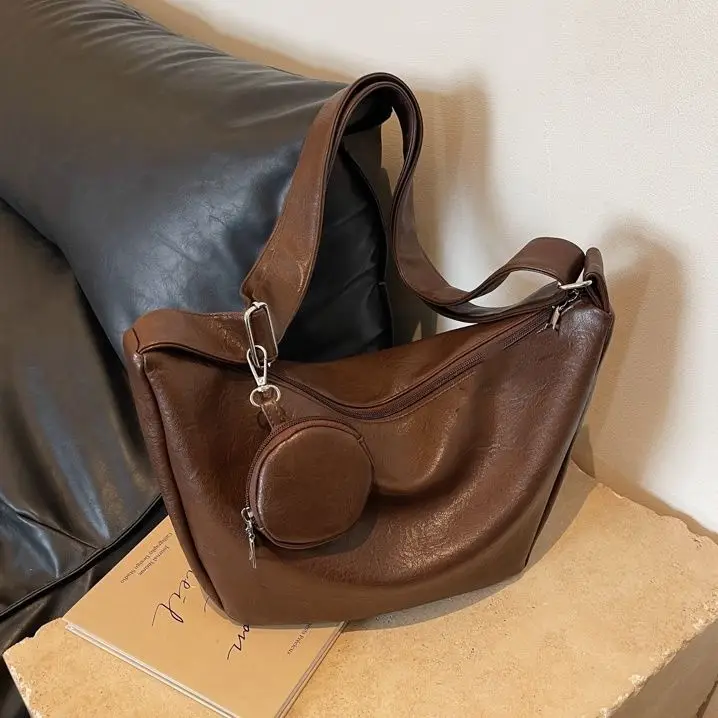 Large Capacity High-Quality For Women Versatile New Fashion Niche Design Wide Strap Single Shoulder Crossbody Dumpling Bag ANI