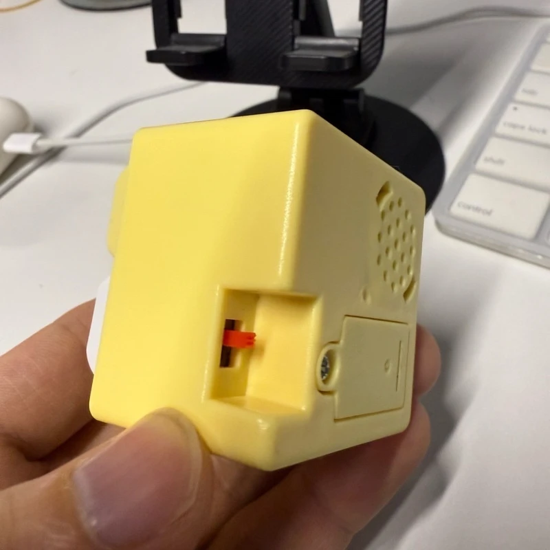 Hot Seller Keyboard Alarm Voice Toy Light Sound Effect Decompression Toy Keychain Boeing 737 Airbus Egpws Warning Sound Keychain