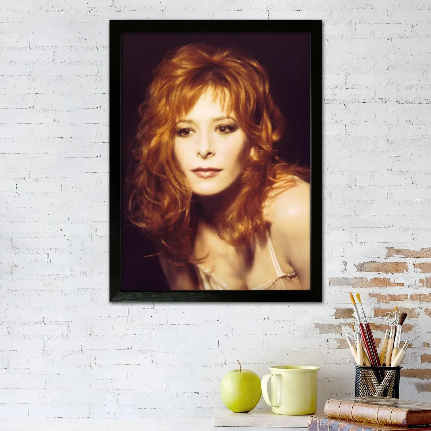 Mylene Farmer Canvas Art Poster and Wall Art, Picture Print, Modern Family, Bedroom Decor, Posters,Decorative painting