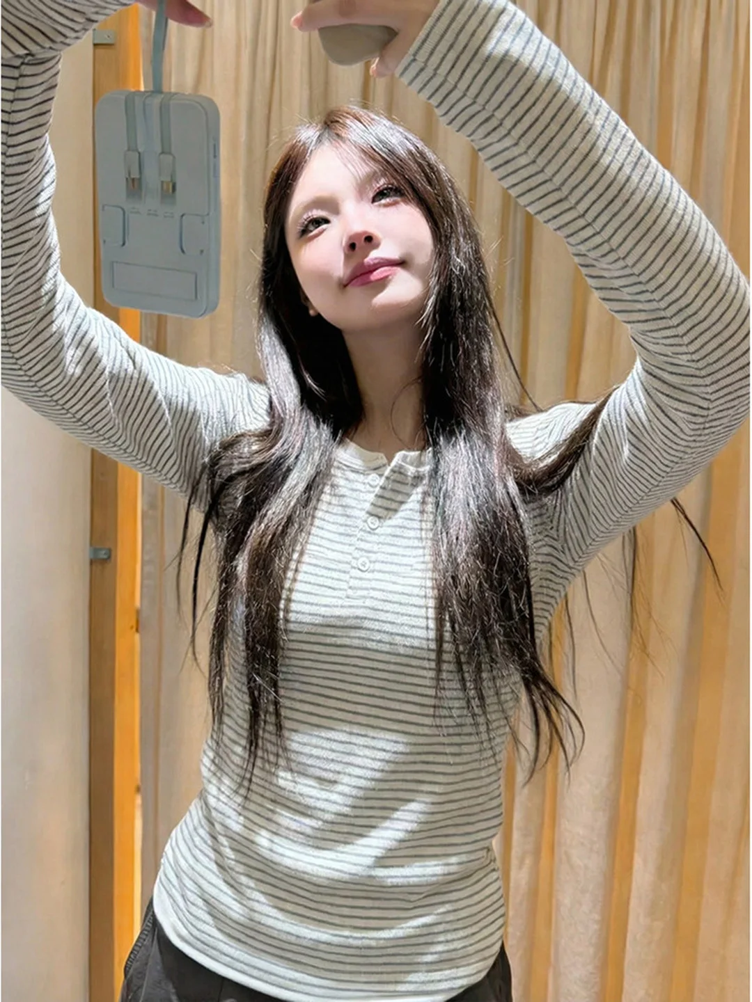 Korean Style Striped Long Sleeve T-Shirt Women's Loose Slimming Casual Top Button Detail Fake Two-Piece Spring 2026 New Arrival