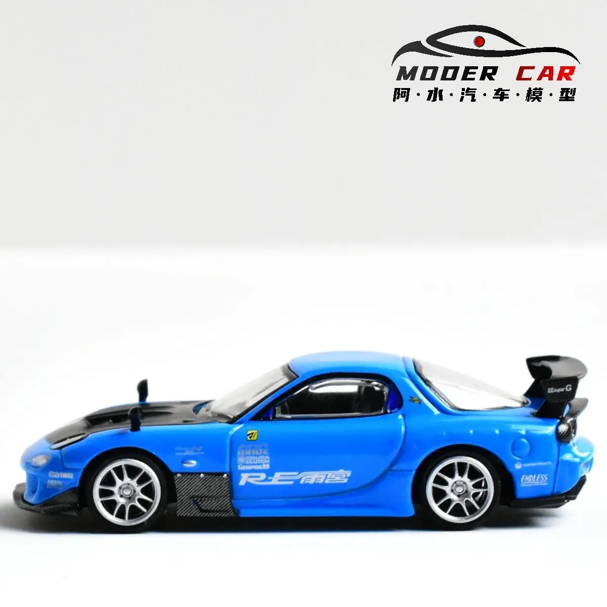 

MINIGT TSM 1:64 1066, литая под давлением модель автомобиля для взрослых, хобби Mazda RX7