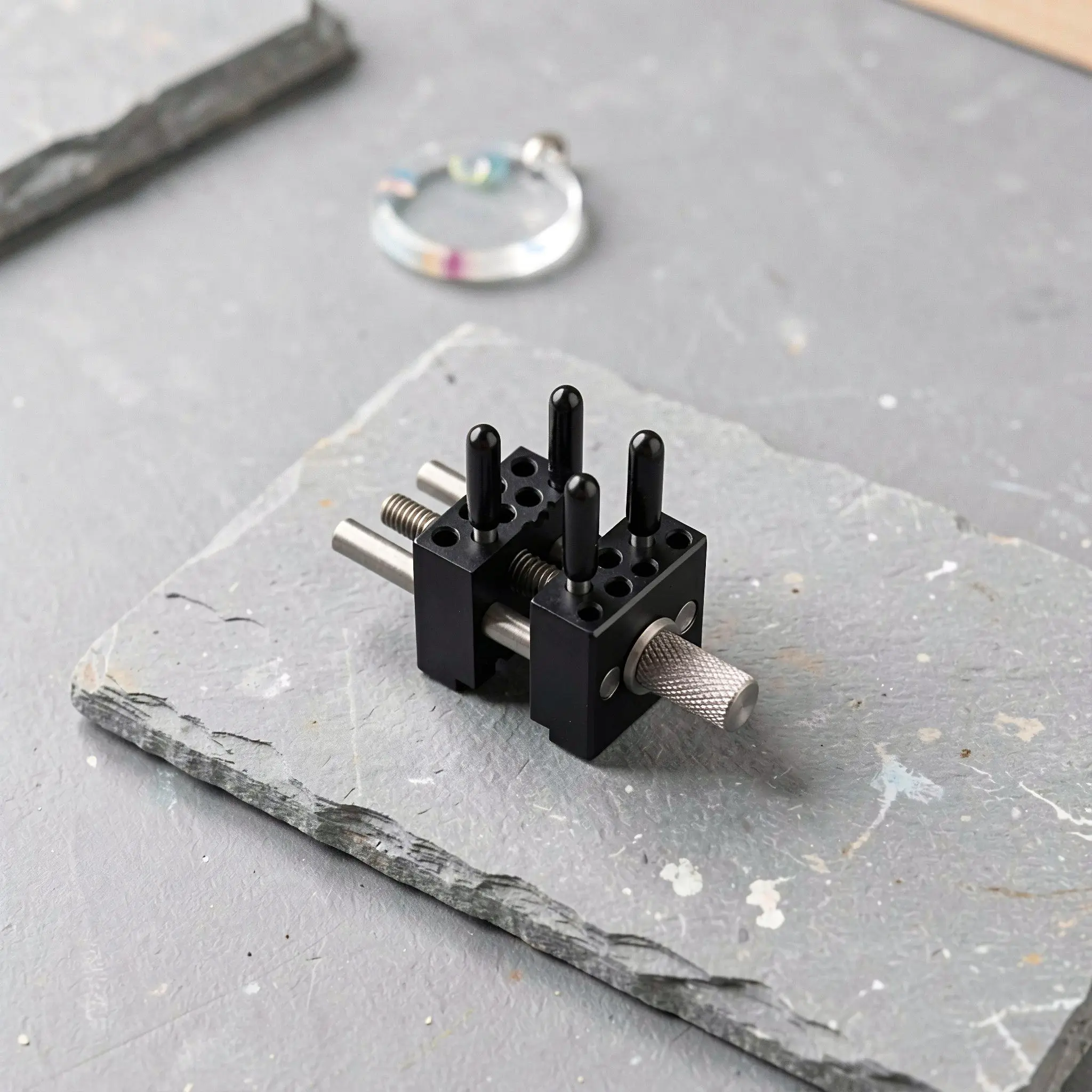 Mini Tabletop Vise Aluminum Model Bench Clamp Adjustable Delicate Parts Clamping Vice Model Making Craft Tool Portable