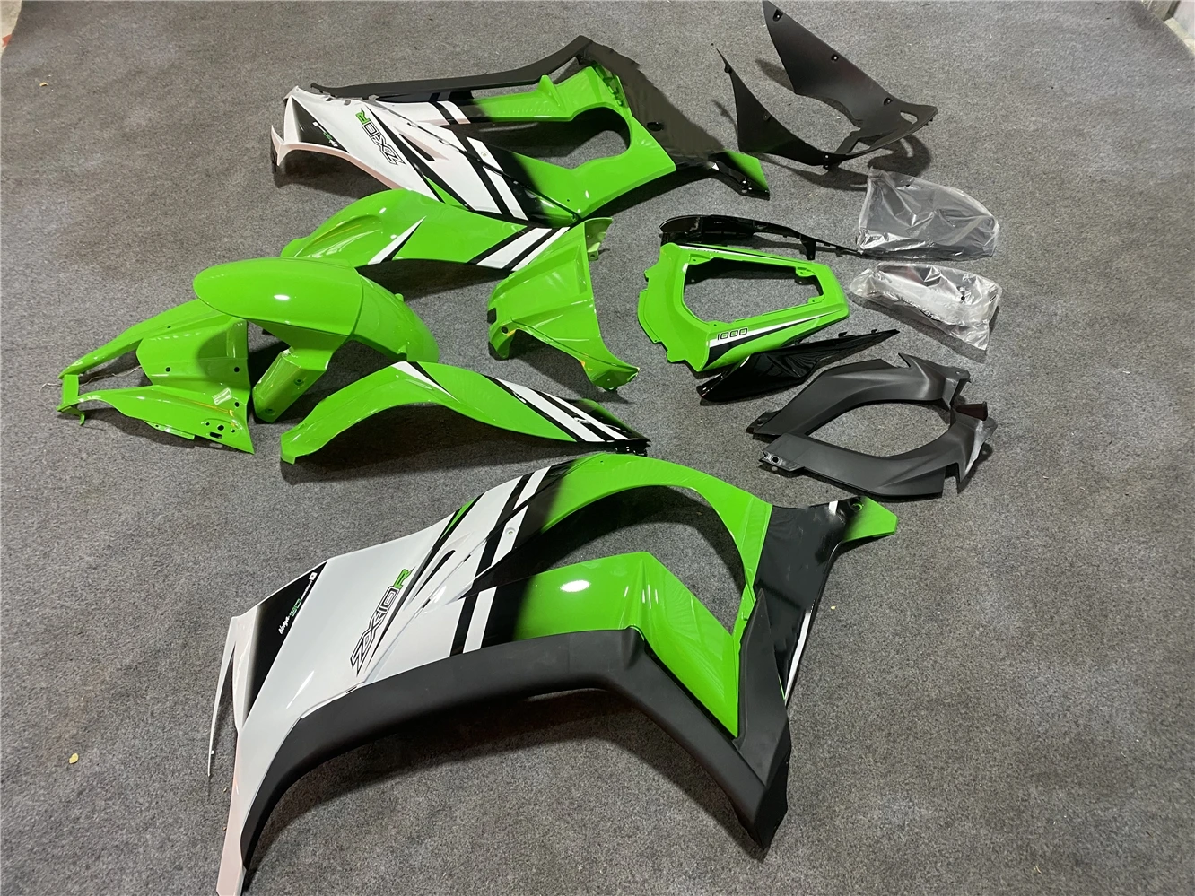 Motorcycle Fairing Fit ZX-10R 2011 2012 2013 2014 2015 ZX-10R 11 12 13 14 15 Fairing Body Green White