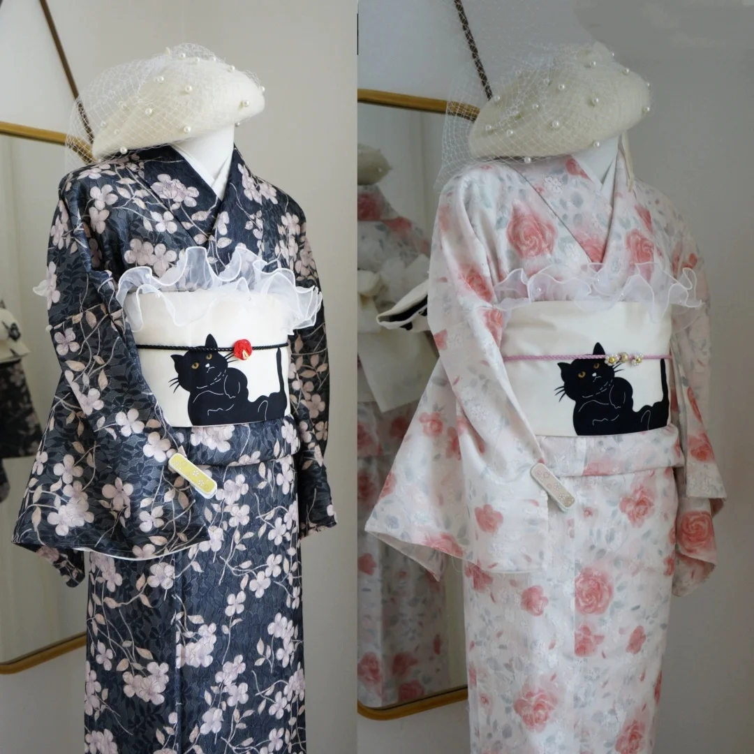 

Japanese Formal Women's Kimono - Lace Komon with Rose Pattern, Traditional Retro Style for Travel Photography (Composite Fabric)