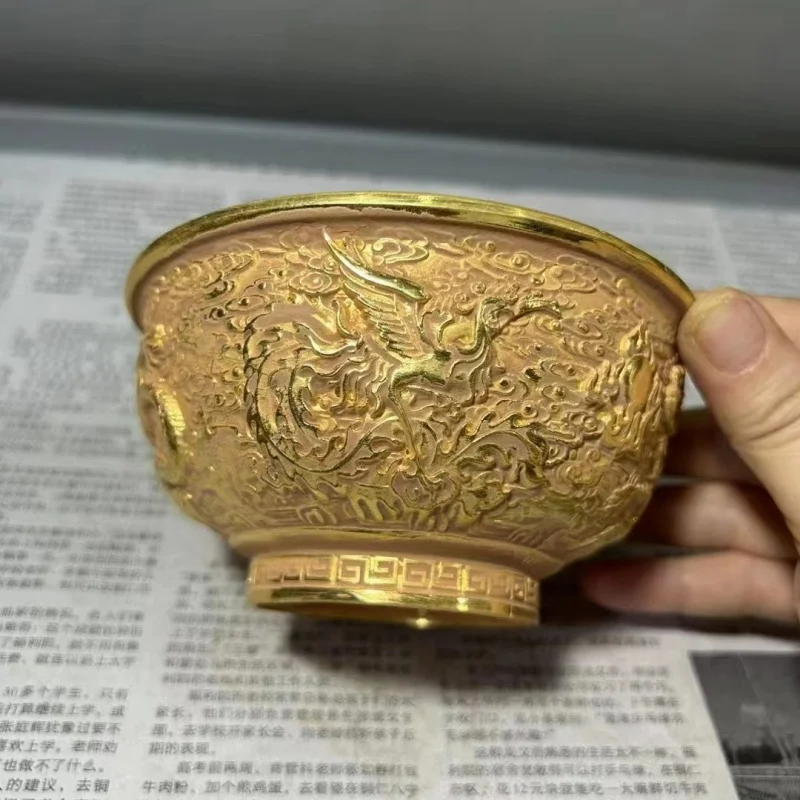 เคลือบเยื่อเชียนลองแบบโบราณสำหรับตกแต่งงานฝีมือชามทองแดงเคลือบรูปมังกรและนกฟีนิกซ์สำหรับ Relief