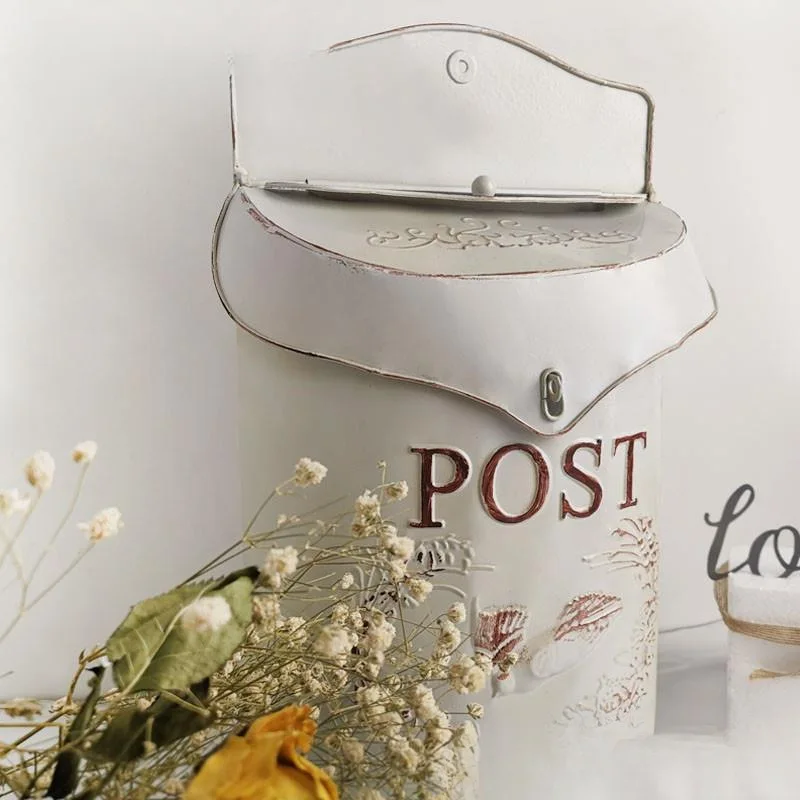 American retro metal wall-mounted mailbox report mailbox creative living room courtyard villa outdoor decoration white green