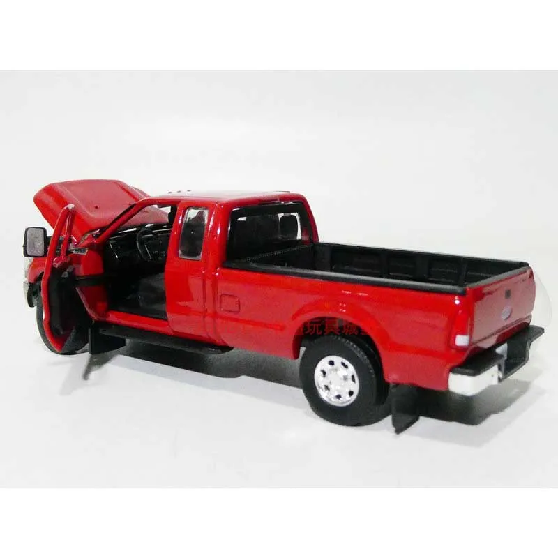 BM Diecast Alloy 1:64 2016 F-250 Serie Nice Red Pickup Truck Model Adult Collection Display Ornament Souvenir