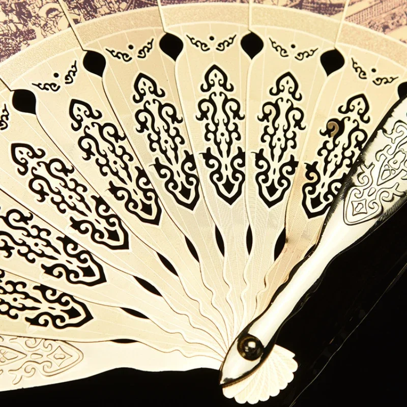 Chinese Style Features Peking Opera Mask Golden Fan Decoration Folk Peking Opera Mask Arts and Crafts Fan - view 3