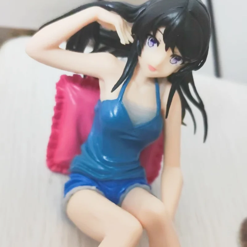 

10 см аниме фигурка Сакурадзима Май синие подтяжки шорты домашняя одежда сидящая ПВХ в штучной упаковке модель коллекция подарок орнамент украшение