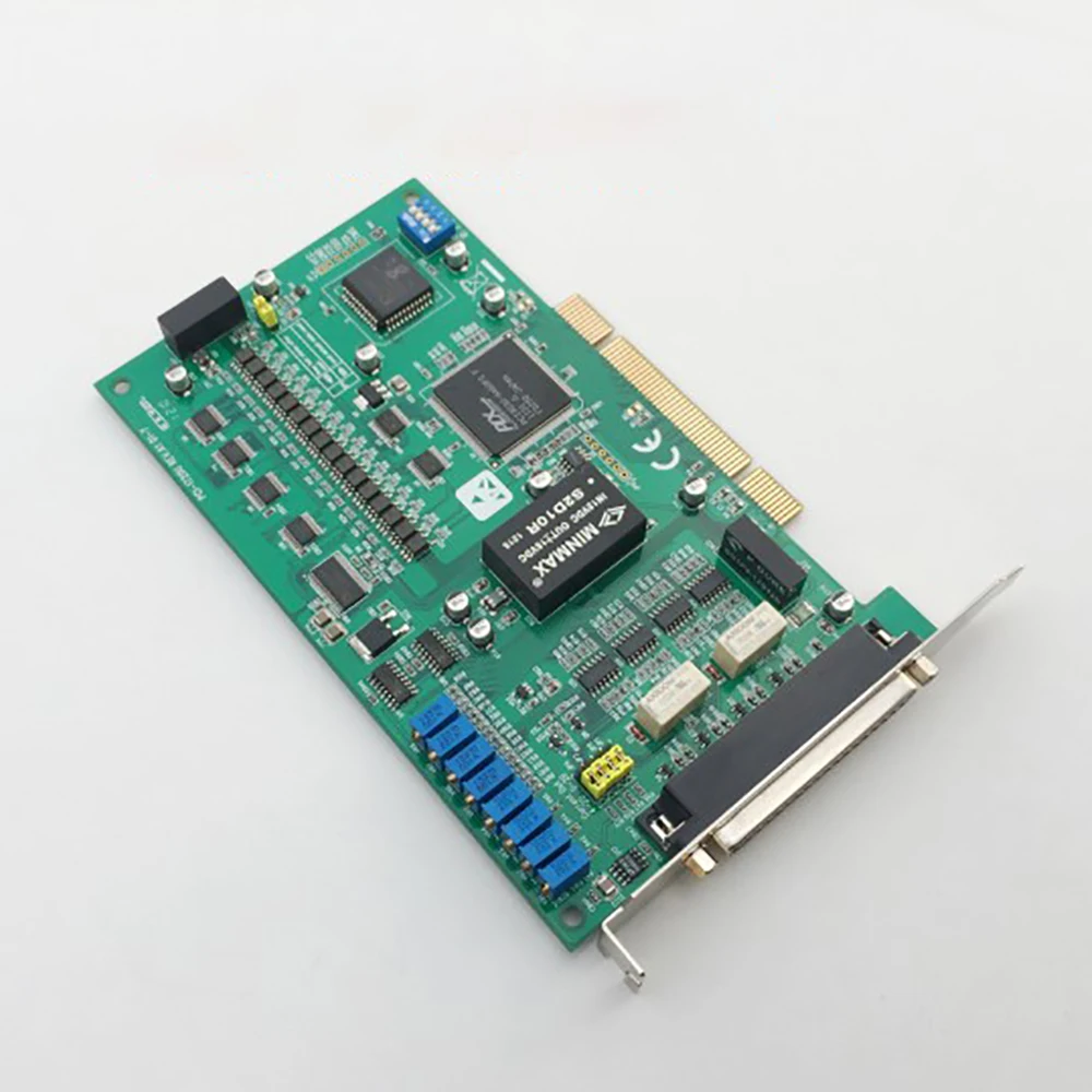 

Для 4-канальной изолированной карты аналогового вывода Advantech PCI-1720U REV.A1