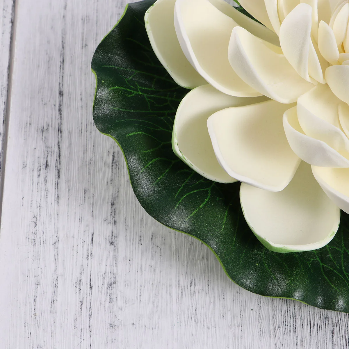 

6Pcs Eva Foam Artificial Pond Plants White Green Water Lilies Floating Lotus Flower Pond Decor Large Small Leaf Artificial