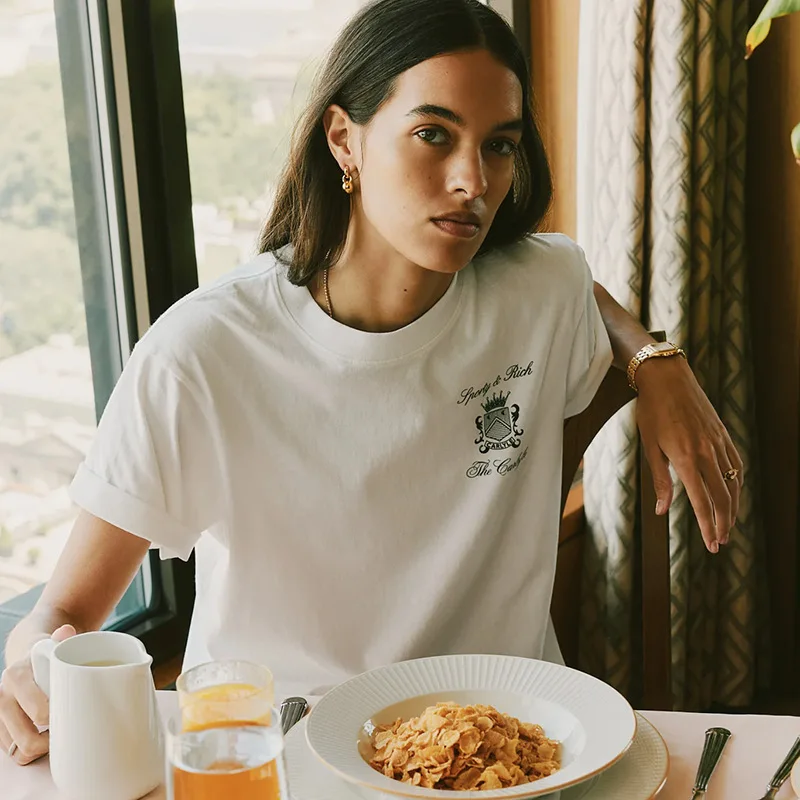 

25. летняя новая североамериканская ниша с буквенным принтом и короной, хлопковая женская спортивная футболка с круглым вырезом и коротким рукавом