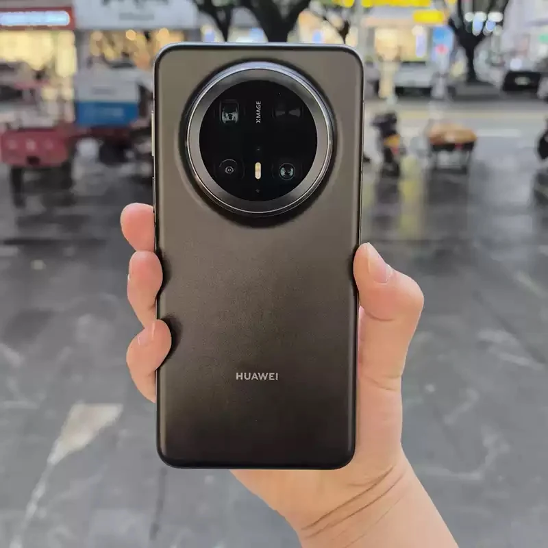 Original Huawei Mate 70 Pro 5G Mobile Phone 6.9 Inches Kunlun Glass 2 Display Kirin 9020 HarmonyOS 4.3 AI Quad Camera Smartphone
