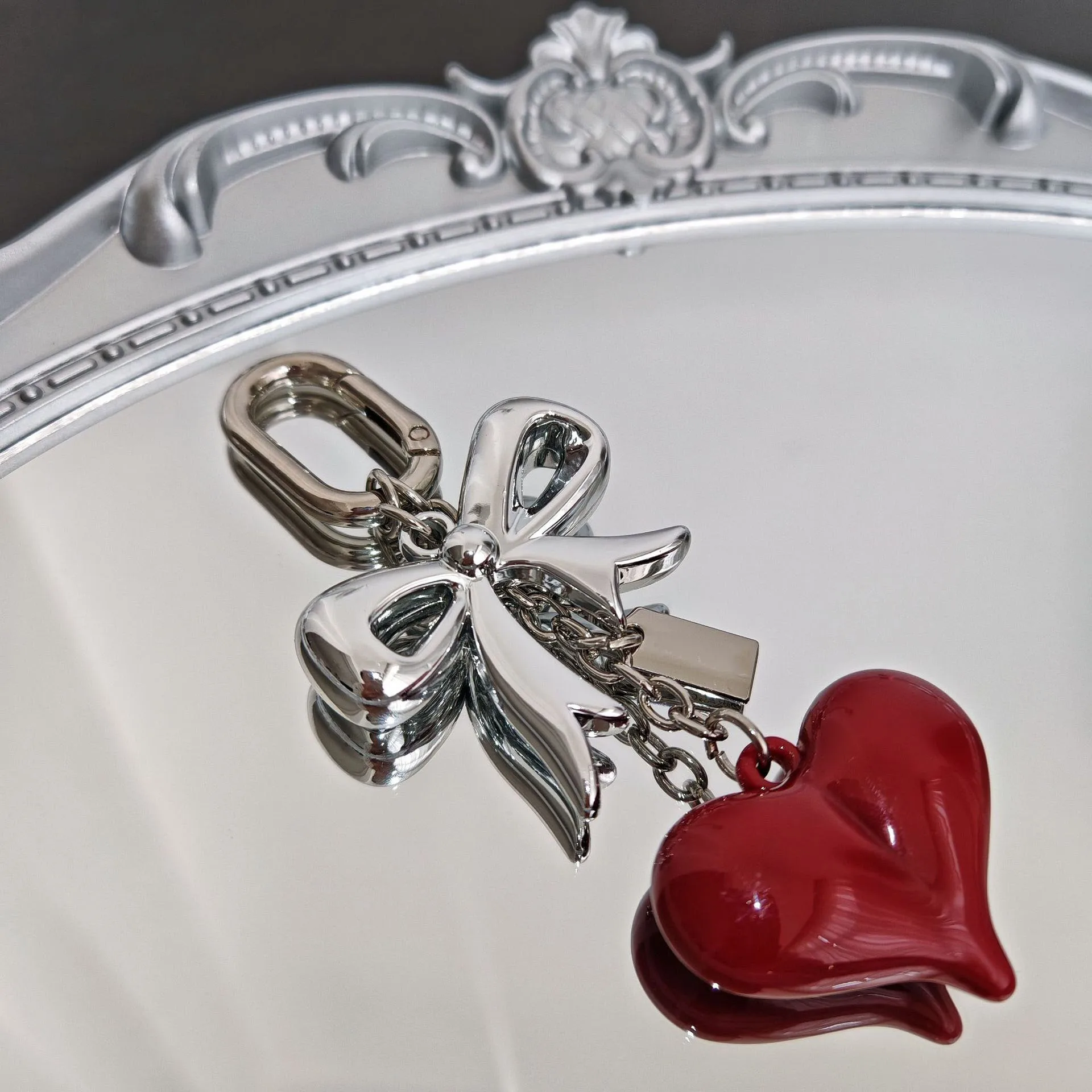 Cute Love Bow Pendants Suitable for Bags Women's Handbags, Shoulder Bags, Small Accessories Bag Accessories