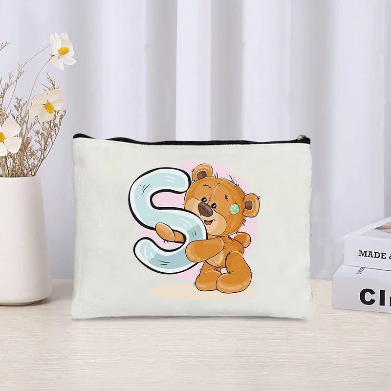 Kawaii Bear Initial Косметичка для губной помады, парфюмерные сумки для хранения, милый пенал, лучшая косметичка, подарки для девочек, портативный кошелек