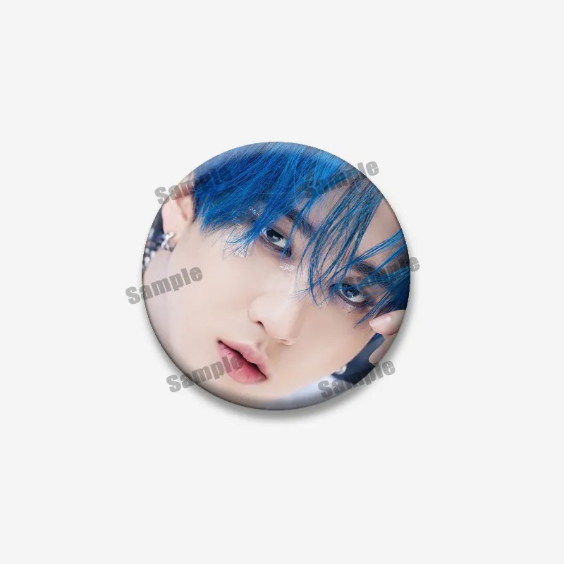 Kpop بنين الفرقة SK عملة شارة على حقيبة الملابس قبعة اكسسوارات الإبداع المعبود فيليكس بانغ تشان التلبيب دبوس مجوهرات بروش المشجعين هدية