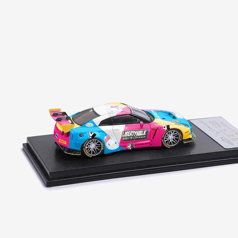 Stock 1:64 Nissan GTR R35 LB wide-body modified die-cast alloy car model, children's festival gift, boys' toy, adult decoration.