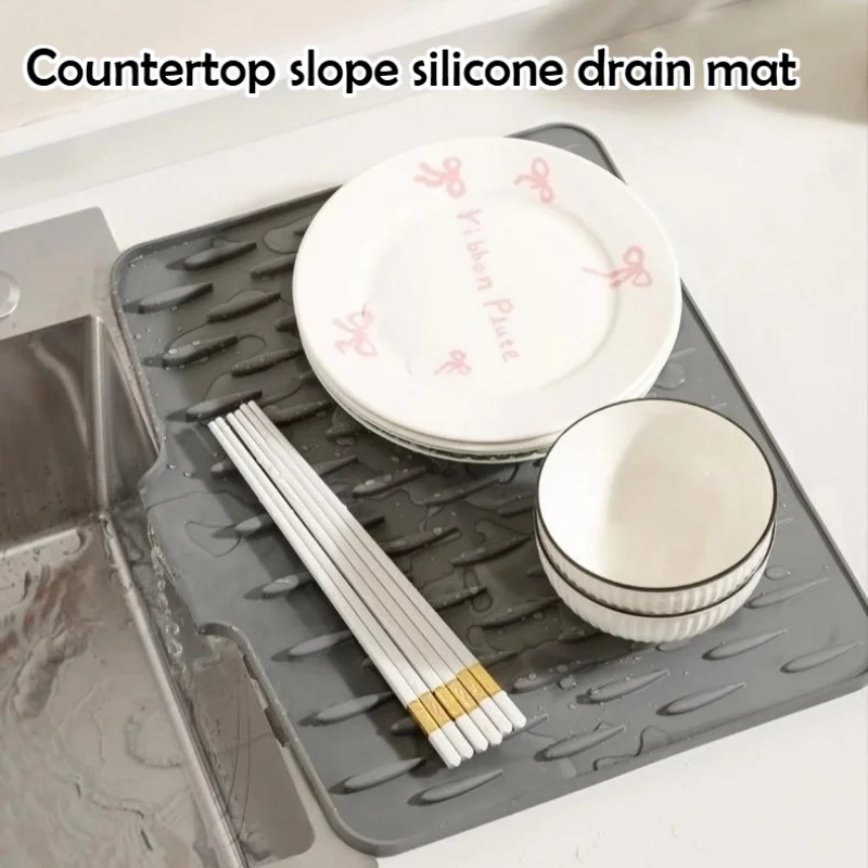 Silicone Drainage Mat Sloped Kitchen Dish Drying Pad Non Slip Heat Resistant Large Tableware Drying Mat for Countertop