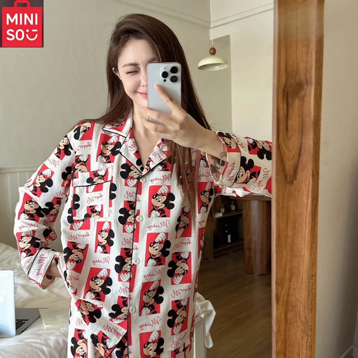 

MINISO small lapel fun soft cotton yarn cloud cotton cartoon cute pajamas women's set long sleeved pants home clothes