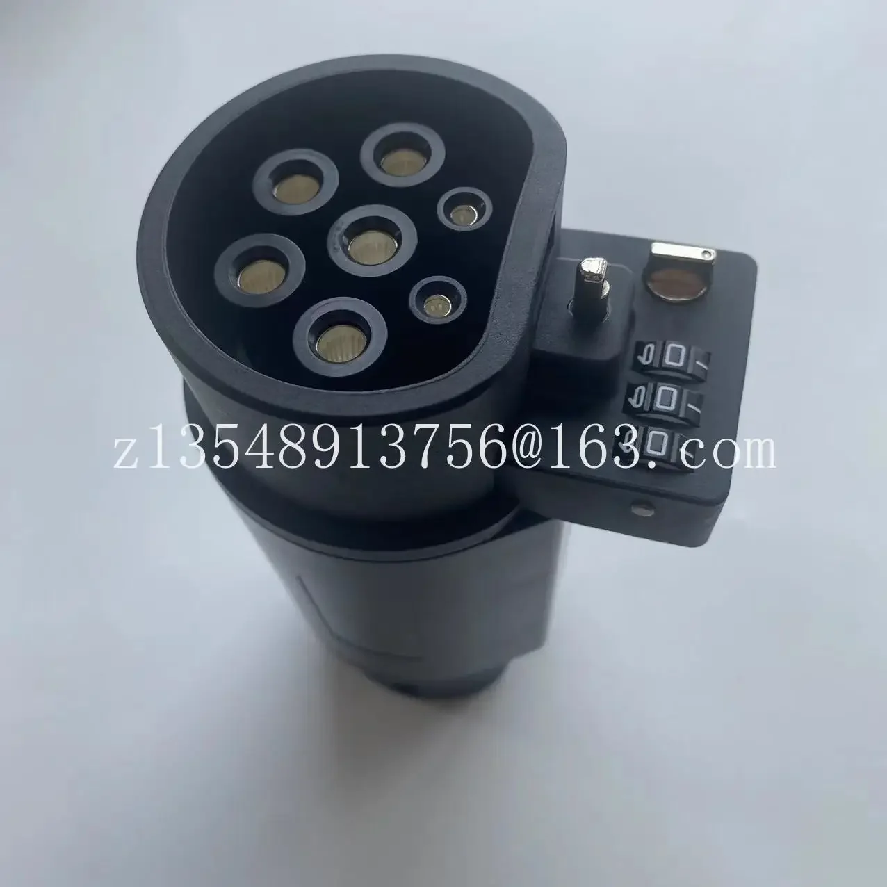 1664  Tram national standard to type 2 European standard charging gun charging station adapter