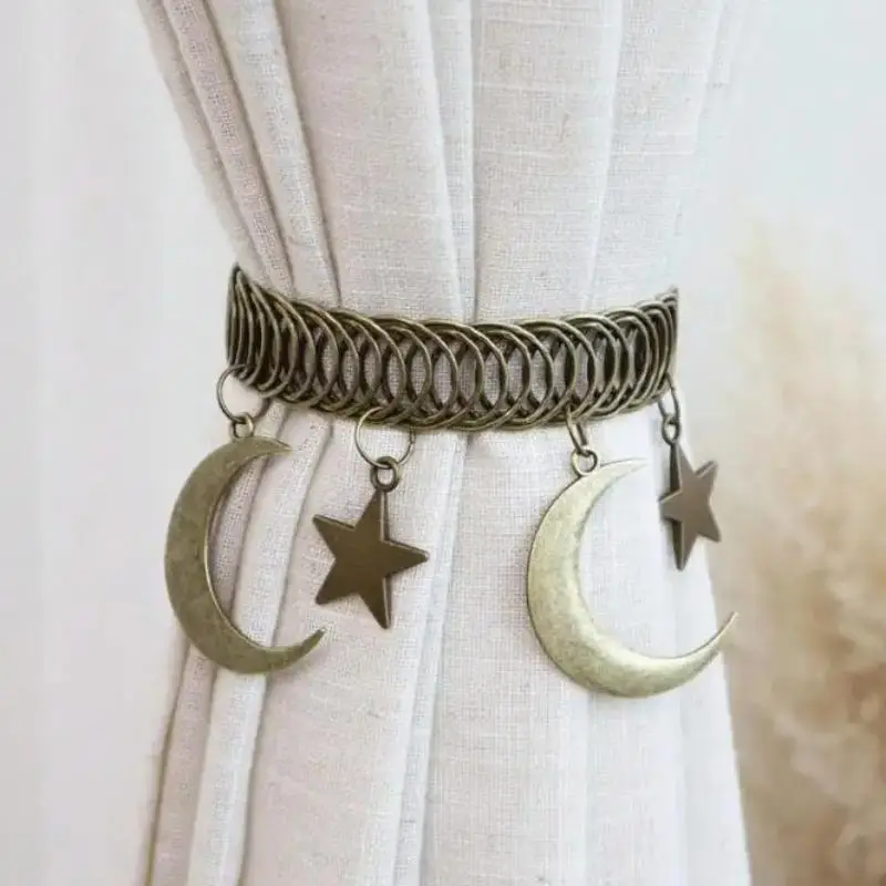 Retro Star Moon Curtain Clips 1/2Pcs Sturdy Metal Decorative Drapery Clamps for Bedroom Dorm Window Decor Unique Gifts