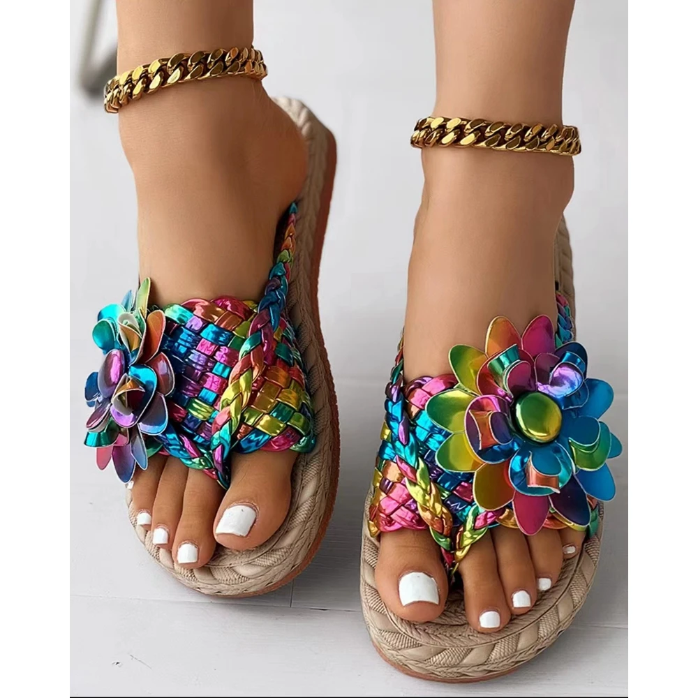 

Outdoor Summer Holographic Braided Floral Pattern Toe Post Beach Flip Flops Fashion Round Toe Slippers Going Out Sandal Shoes