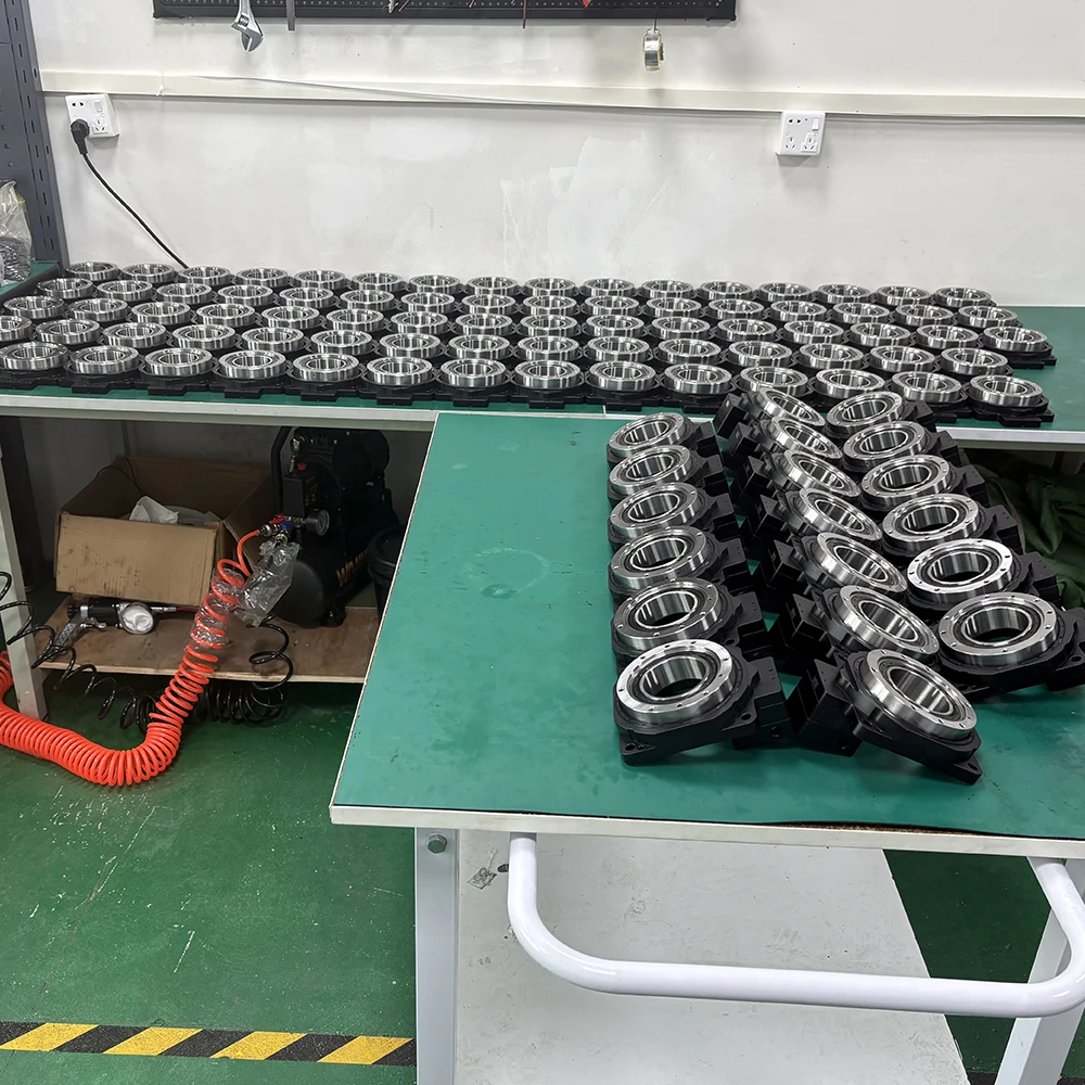 Precision 130 Planetary Hollow Rotary Actuator 10:1 Ratio Nema 17 Stepper Motor Speed Reducers 6N.M Torque Manufacturing Plants