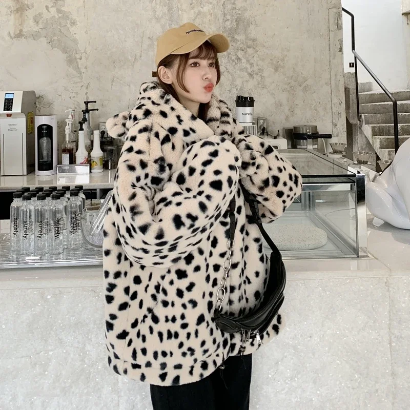 Koreanische Leopard Print Mit Kapuze Kurze Nachahmung Kaninchen Pelzmantel Winter Frauen Lose Beiläufige Langarm Verdicken Warme Faux Pelz Outwear