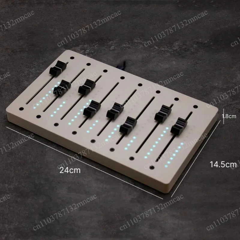 With VU Light EM-VU8 8-Track MIDI Fader Controller