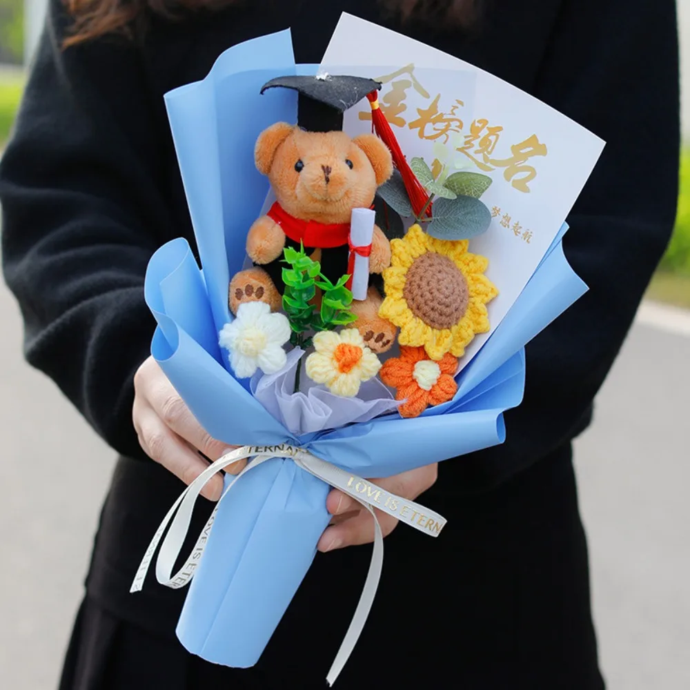 

Woven Graduation Bear Sunflower Bouquet Plush Lovely Crochet Flowers Bouquet Elegant Cartoon Graduation Gift Student Gift