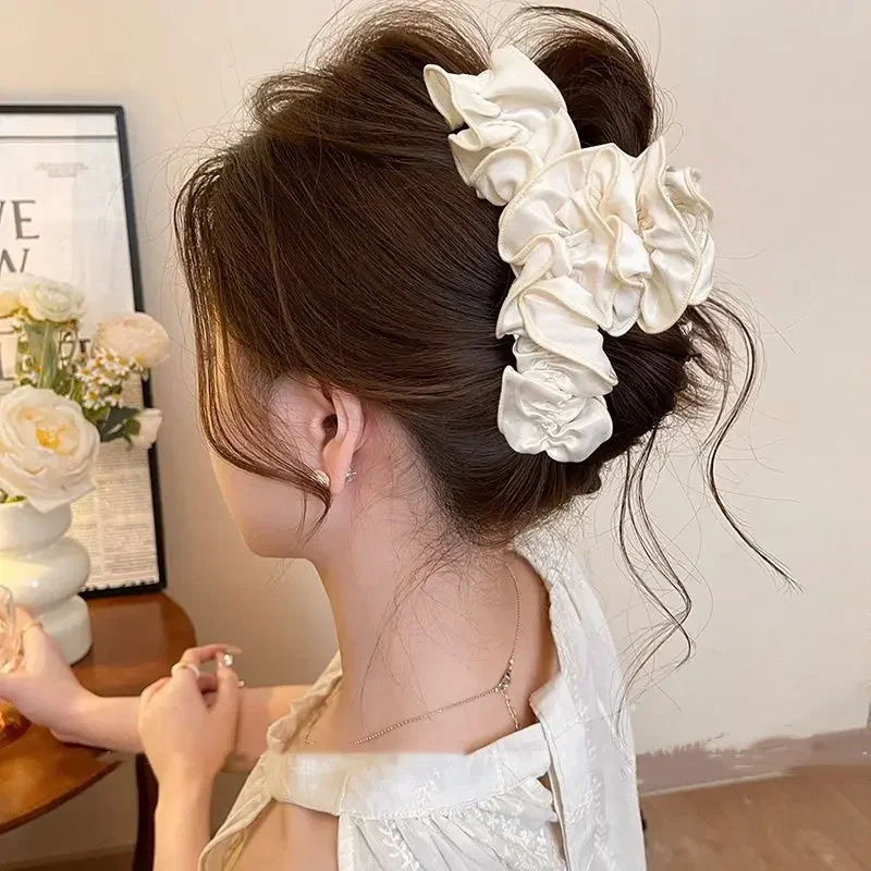 1PC Pleated Ponytail Grab Clip Fashion Hundred Hobbies Back of Head Plate Hair Shark Clip Advanced Feeling Top Clip Headdress