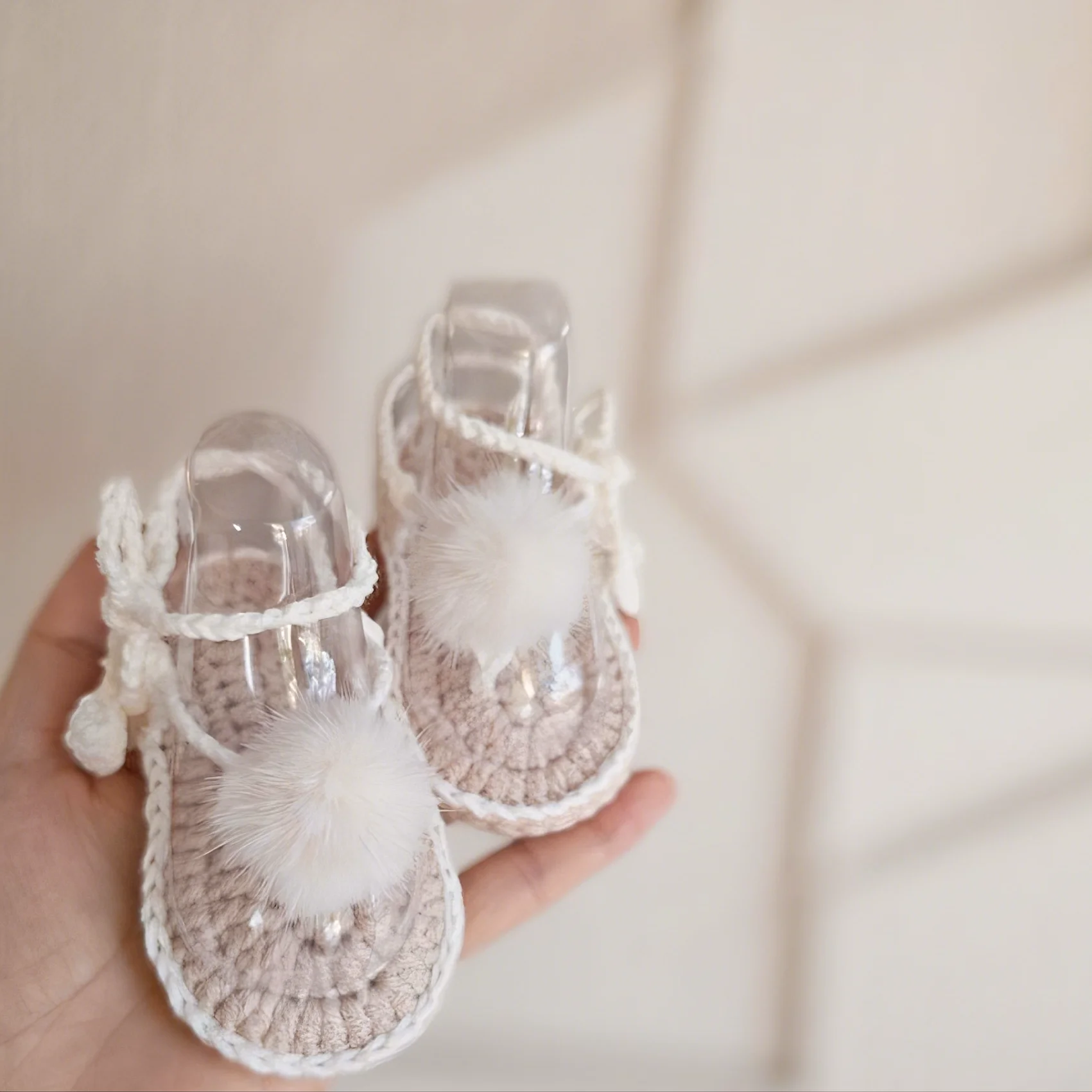 Handmade Baby Barefoot Sandals, Melard Color Real Fur Styling Summer Lace-Up Shoes, Three-Dimensional Fur Ball Plush Cute Baby Gift Photo Garden Shoes