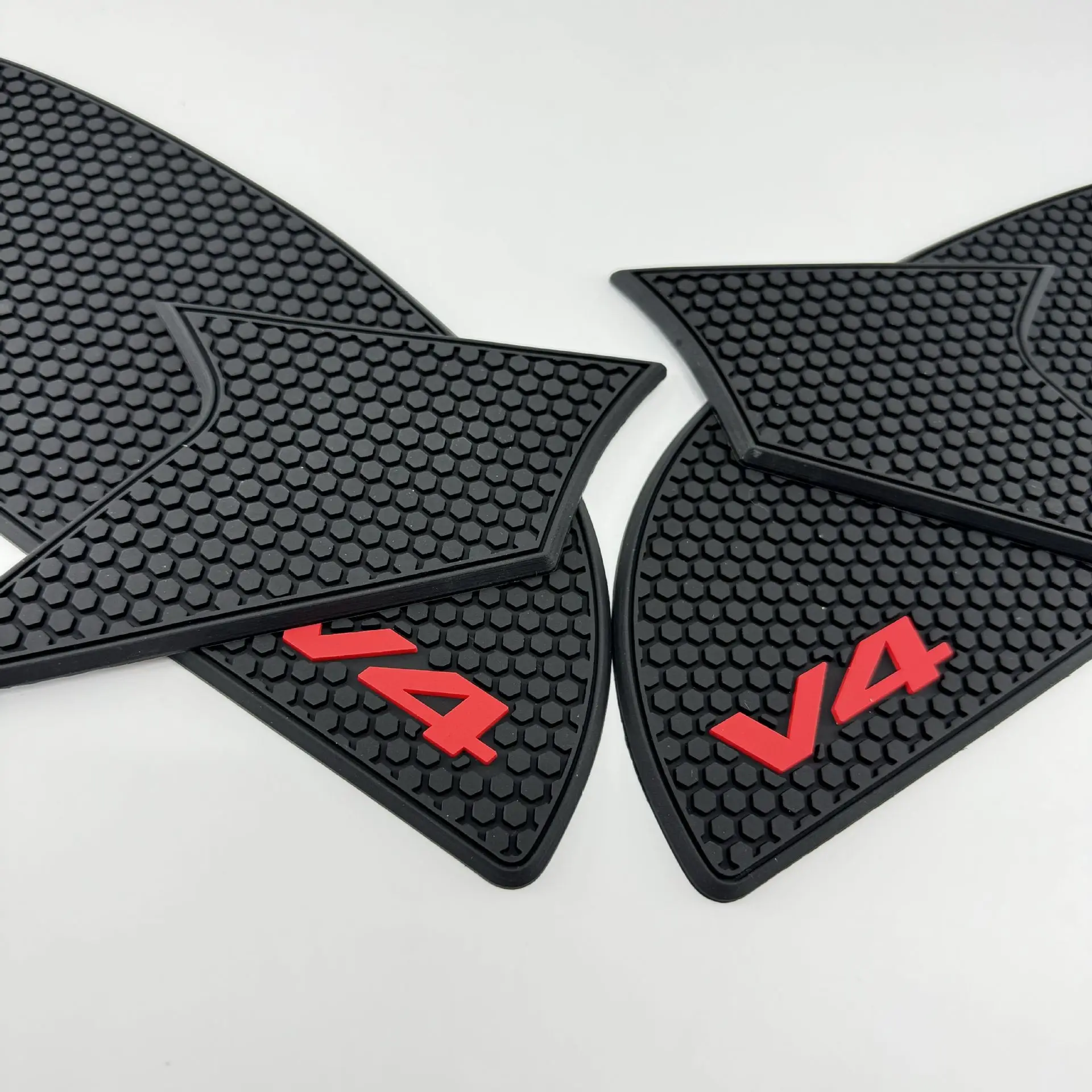For DUCATI Panigale V4 2025 V4 V4S 2025 2026 Tank Pad Fuel Tank Pad Panigale Non-slip Side Fuel Tank Pad Motorcycle accessories