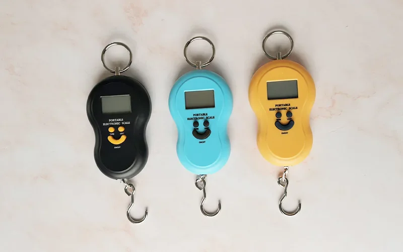 Portable Scale 50Kg 10g Hanging Digital Scale BackLight Electronic Fishing Weights Pocket Scale Luggage Scales Black Blue Yellow