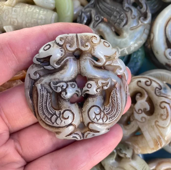 Chinese Two-sided Hollow Out Carved Xiuyu Auspicious Beast Jade Pendant