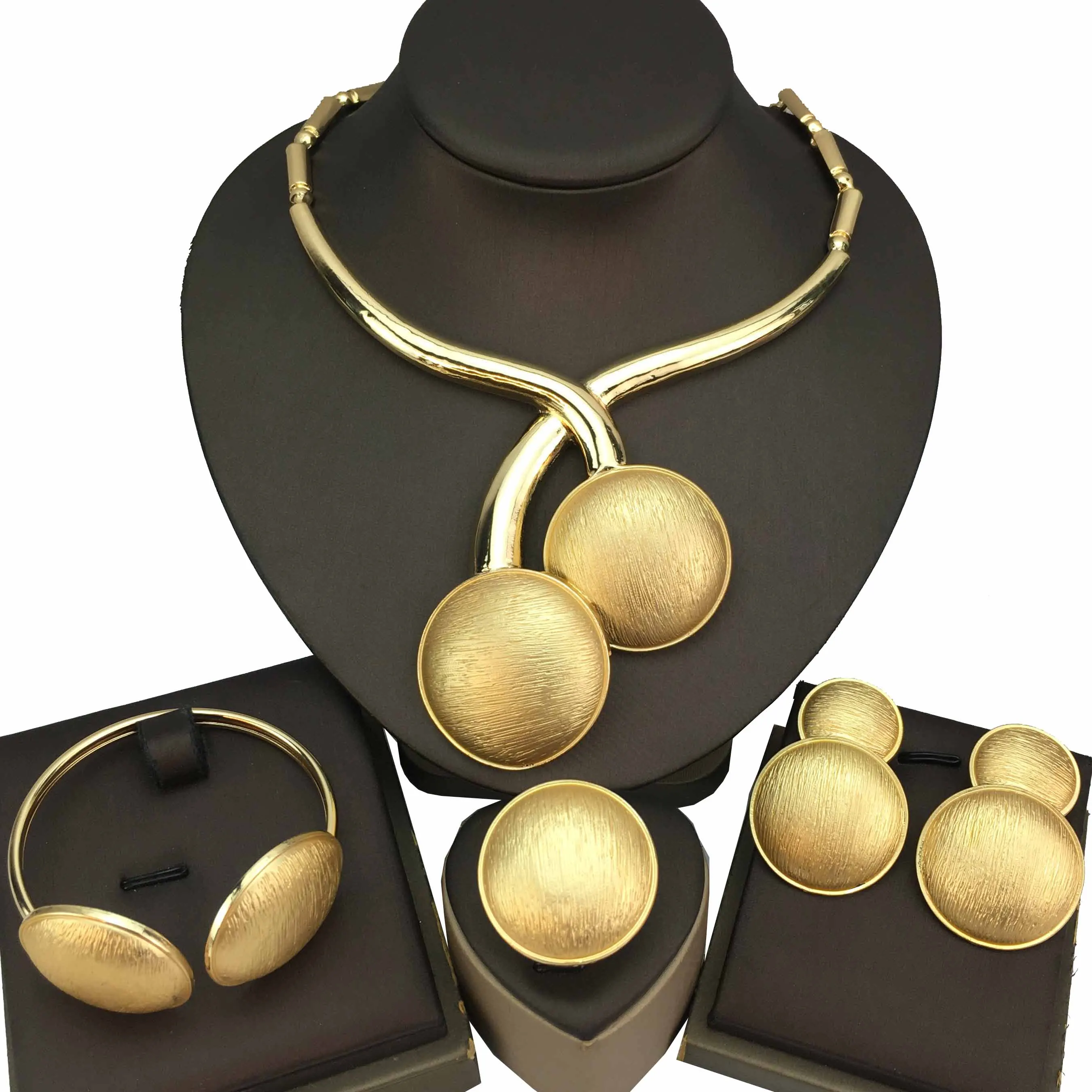 Fashion Italian Dubai Gold Plated Jewelry Set Simple Style Big Pendant Necklace Light Weight Jewelry Set for Woman FHK17232